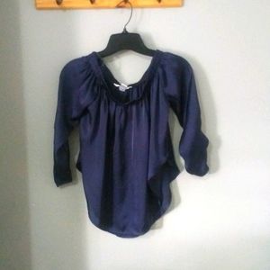 Half sleeve side cut navy blouse.